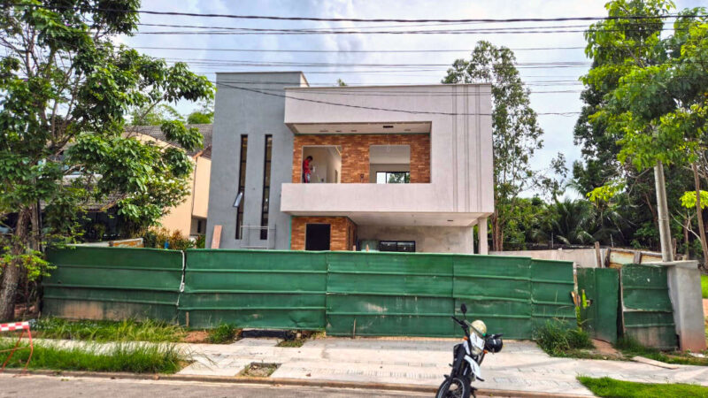 ALPHAVILLE BRENNAD1